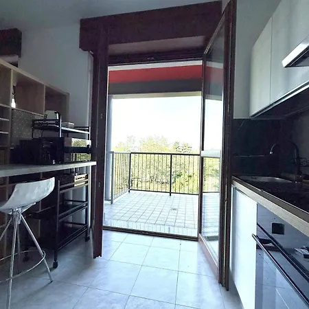Beppe House דירה לנגנו